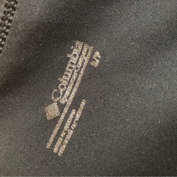 Columbia Tech Tee - Picture 6 of 9